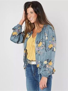 NWT Buckle Gimmicks Blue Floral Bomber Jacket